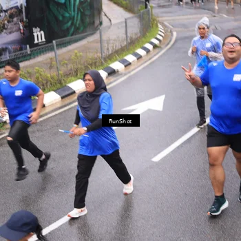 Runner Photo 7945983