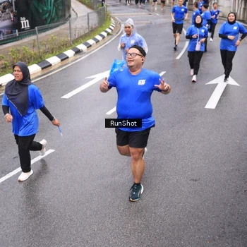 Runner Photo 7945986