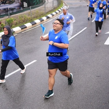 Runner Photo 7945990