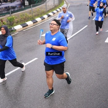 Runner Photo 7945991