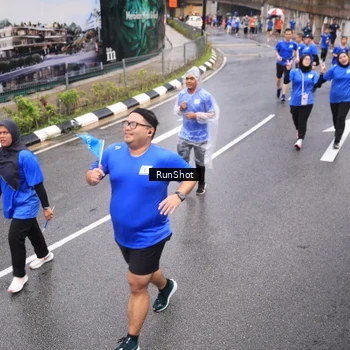 Runner Photo 7945993