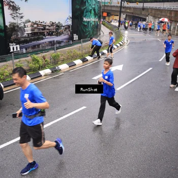 Runner Photo 7946034