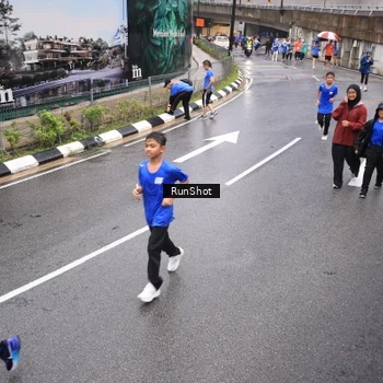 Runner Photo 7946037