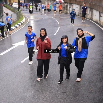 Runner Photo 7946051