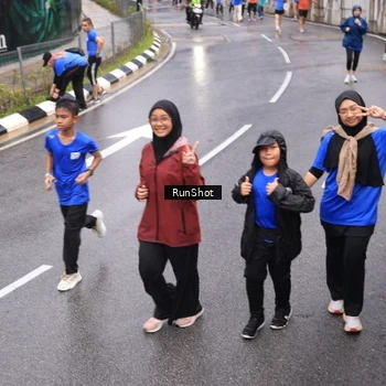 Runner Photo 7946062