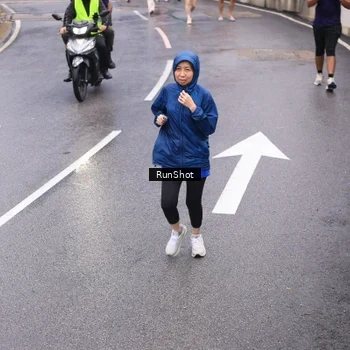 Runner Photo 7946084