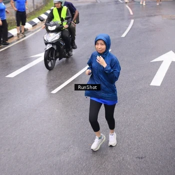 Runner Photo 7946095