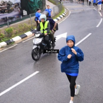 Runner Photo 7946099