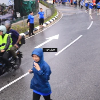 Runner Photo 7946100