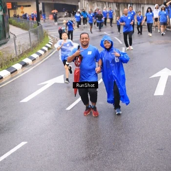 Runner Photo 7946128