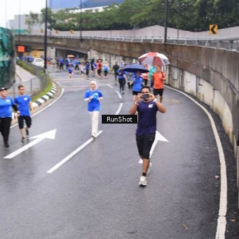 Runner Photo 7946143