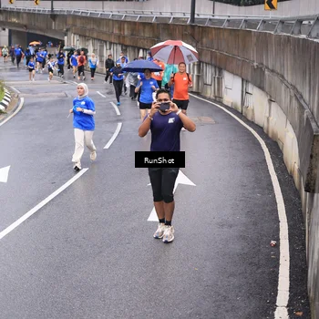 Runner Photo 7946145