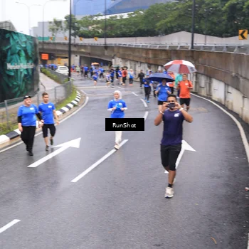 Runner Photo 7946148