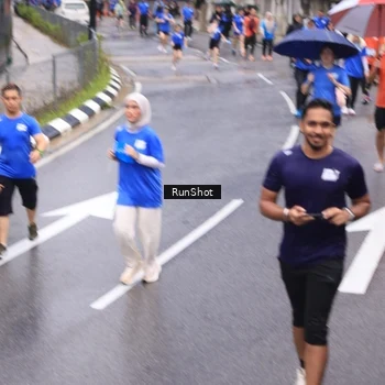 Runner Photo 7946152