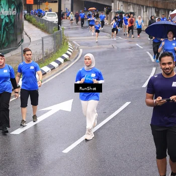 Runner Photo 7946157