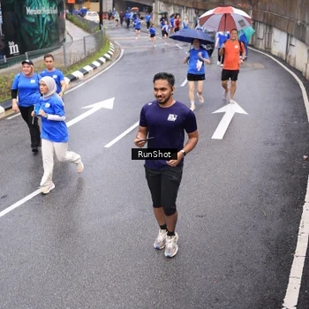 Runner Photo 7946168
