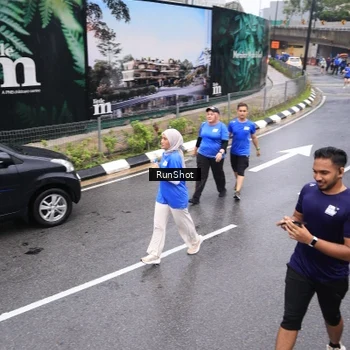 Runner Photo 7946172