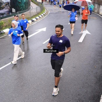 Runner Photo 7946175