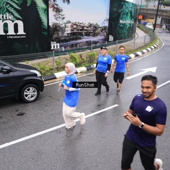 Runner Photo 7946178