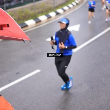 Runner Photo 7946211
