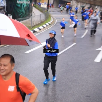 Runner Photo 7946212