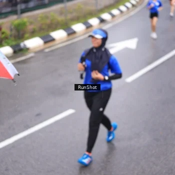 Runner Photo 7946213