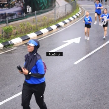 Runner Photo 7946220