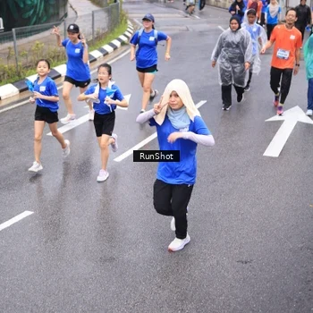 Runner Photo 7946233
