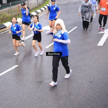 Runner Photo 7946236