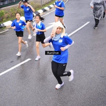 Runner Photo 7946237