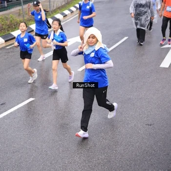 Runner Photo 7946238