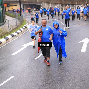 Runner Photo 7946248