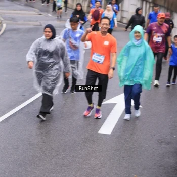 Runner Photo 7946253