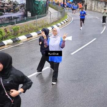 Runner Photo 7946255
