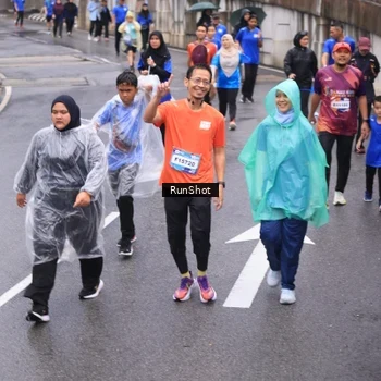 Runner Photo 7946258
