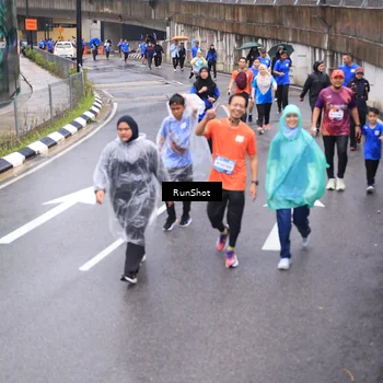 Runner Photo 7946263