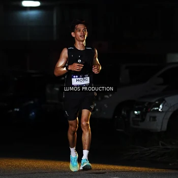 Runner Photo 7946274