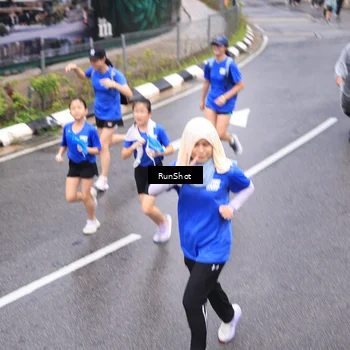 Runner Photo 7946280