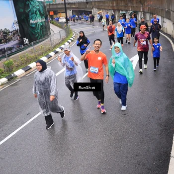 Runner Photo 7946282