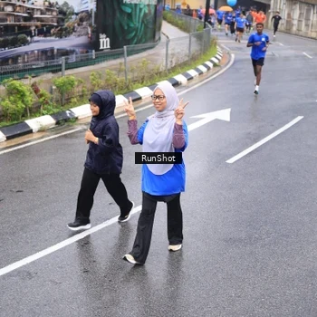 Runner Photo 7946286