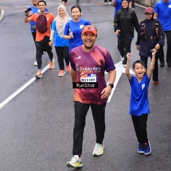 Runner Photo 7946296