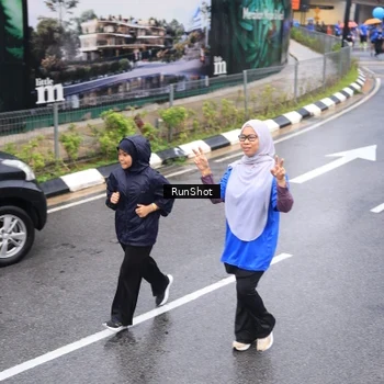 Runner Photo 7946338