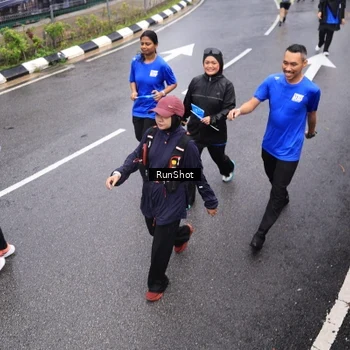 Runner Photo 7946356