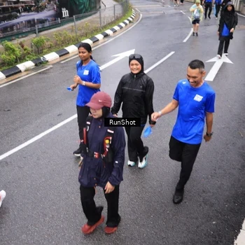 Runner Photo 7946361