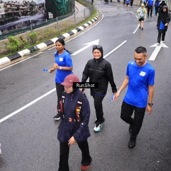 Runner Photo 7946362