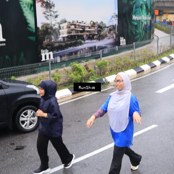 Runner Photo 7946369
