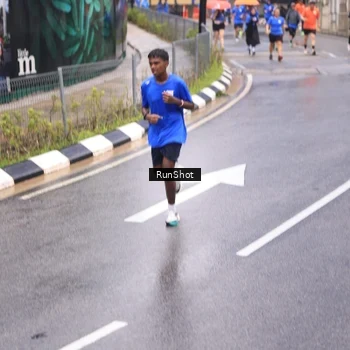 Runner Photo 7946380