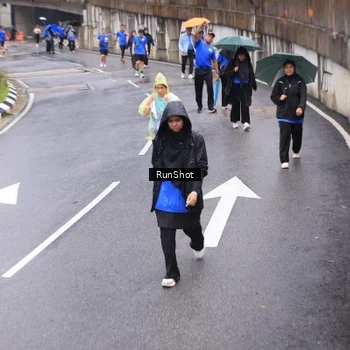 Runner Photo 7946384