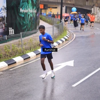 Runner Photo 7946404