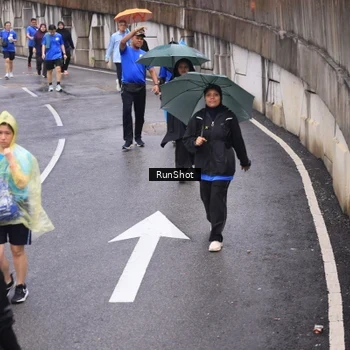 Runner Photo 7946405